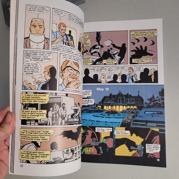 BATMAN Year One DC Comics - Picture 4 of 4